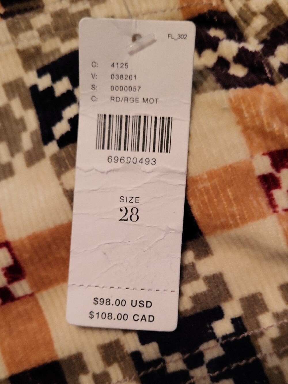 Anthropologie Checked Frayed-Hem Jean Shorts in Beige, Navy & Red - Picture 2 of 6